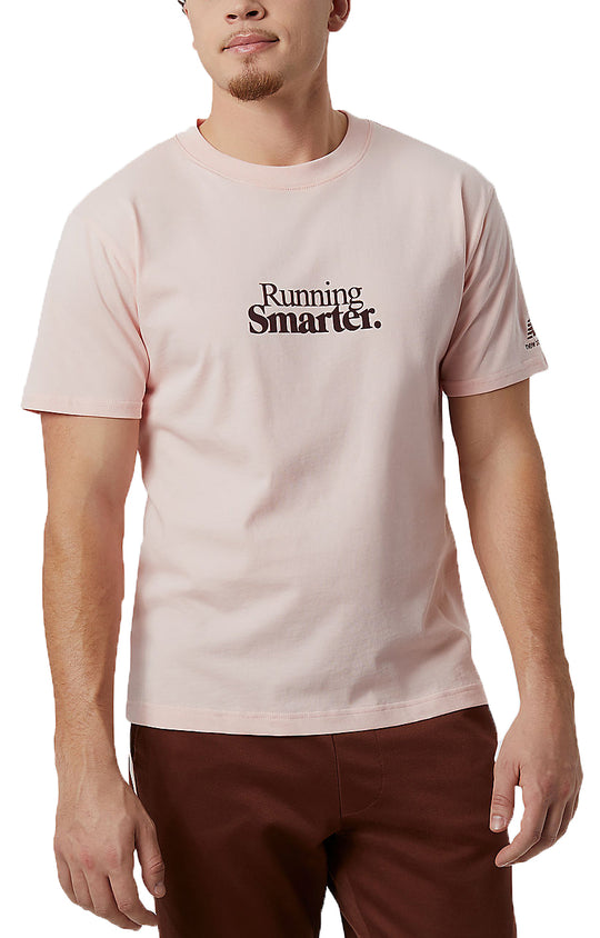  New Balance T-shirt Athletics 70s Run Short Sleeve Graphic Tee Pink Haze Uomo Rosa