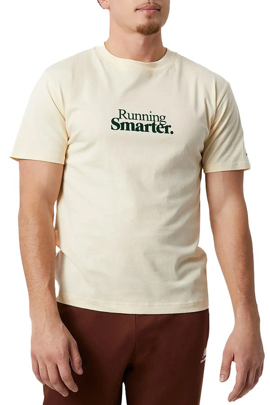  New Balance T-shirt Athletics 70s Run Short Sleeve Graphic Tee Macadamia Nut Uomo Beige