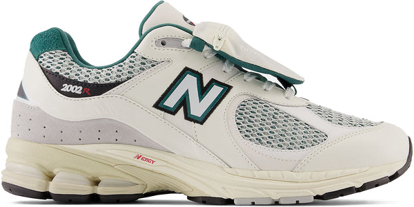 New Balance scarpe M2002R VD Sea Salt shoes Nightwatch Green